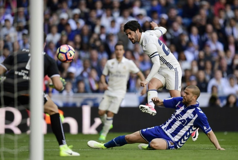 Lors de la victoire du Real 3-0 devant Alavés, Isco marque le 2e but, le 2 avril 2017 à Madrid: AFP