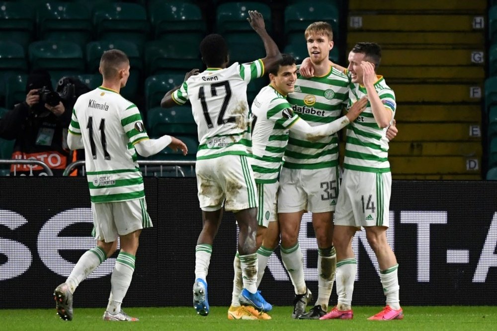 Jack Hendry podría abandonar el Celtic de forma definitiva. AFP