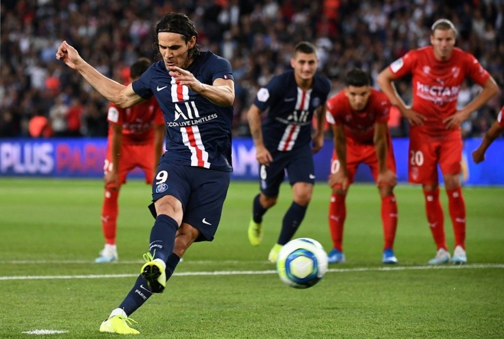 Cavani is aiming to be fit for the CL clash with Real Madrid. AFP