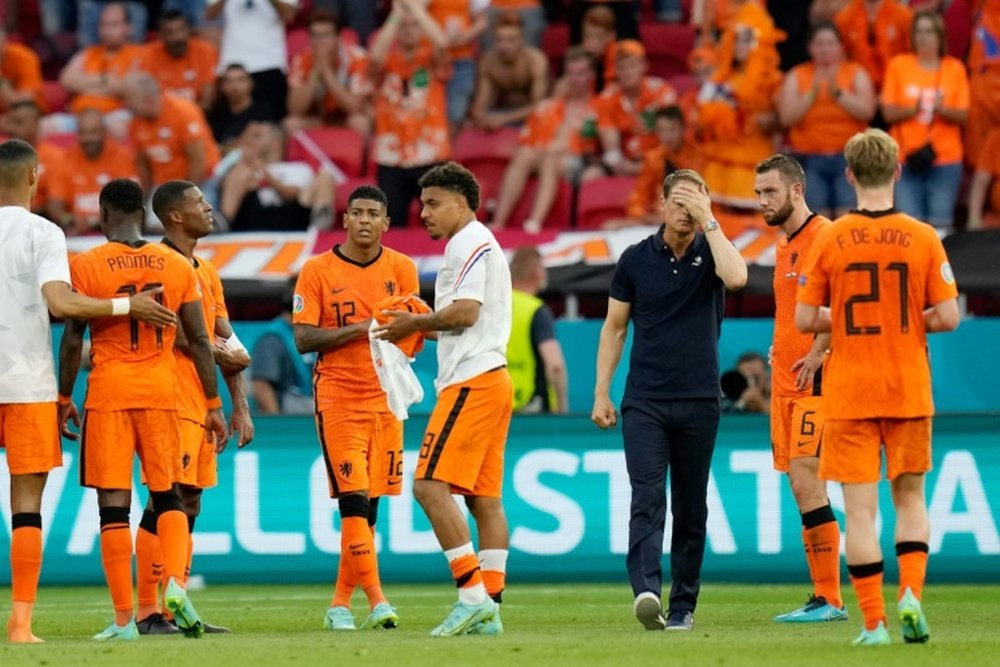 Frank de Boer não é mais treinador dos Países Baixos. AFP