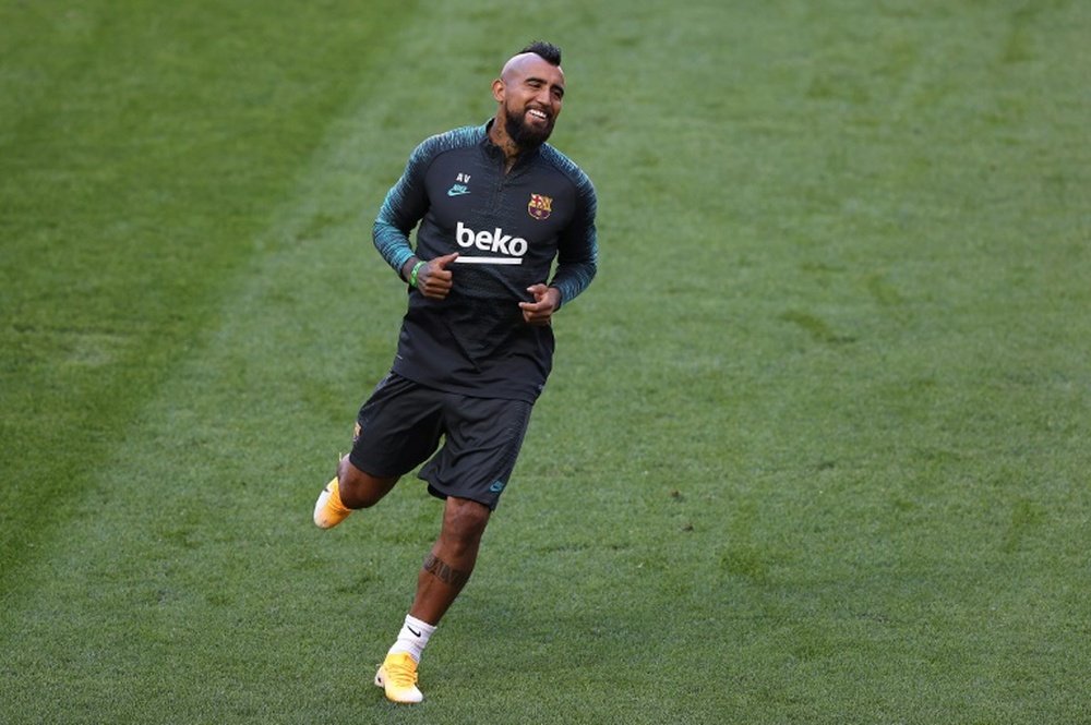 Arturo Vidal is close to signing for Inter. AFP