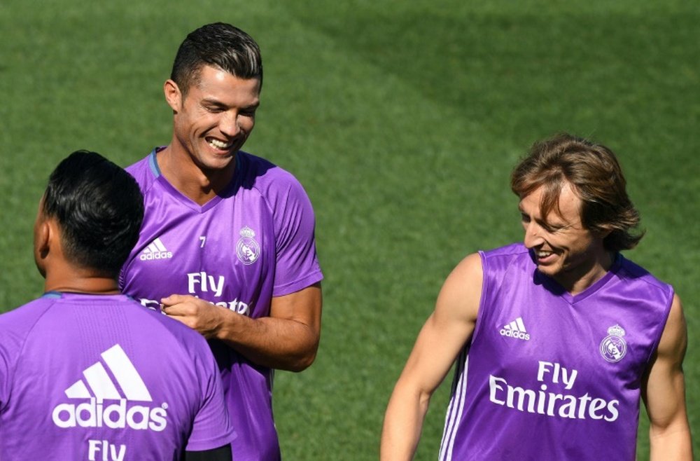 Cristiano e Modric voltam a integrar a lista de convocados e jogarão amanhã (15). Goal