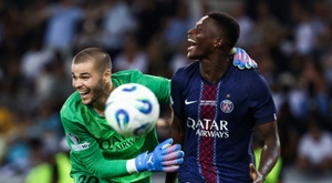 Chevalier se cae y se levanta ante la sombra de Donnarumma