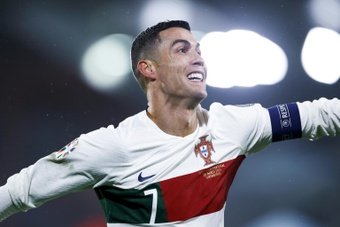 Le sélectionneur du Portugal, Roberto Martinez, a parlé de l'importance de Cristiano Ronaldo pour le média 'TalkSport'. 