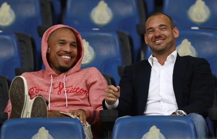 Sneijder y Kuyt, envueltos en un delicado caso de narcotráfico
