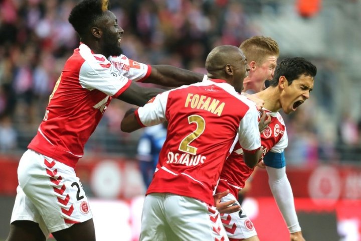 Ligue 1 : Reims écrase Lyon mais descend en Ligue 2