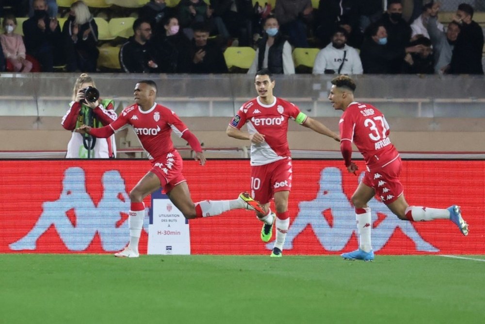 El Mónaco venció 2-0 al Olympique de Lyon. AFP