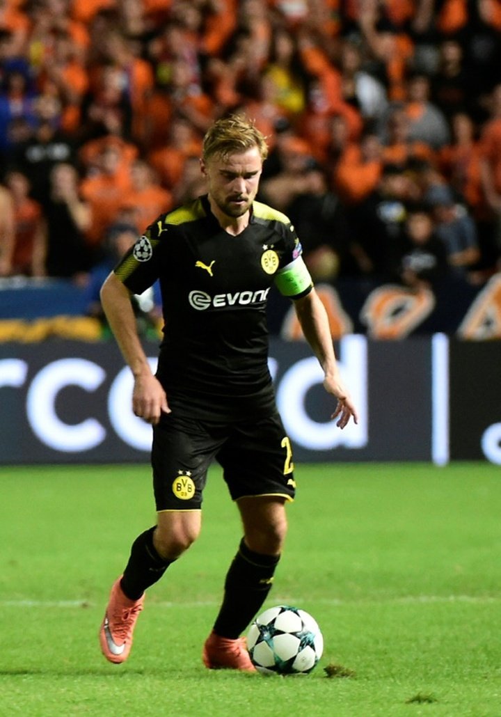 Schmelzer issues Dortmund rallying cry as last-16 hopes hang by a thread