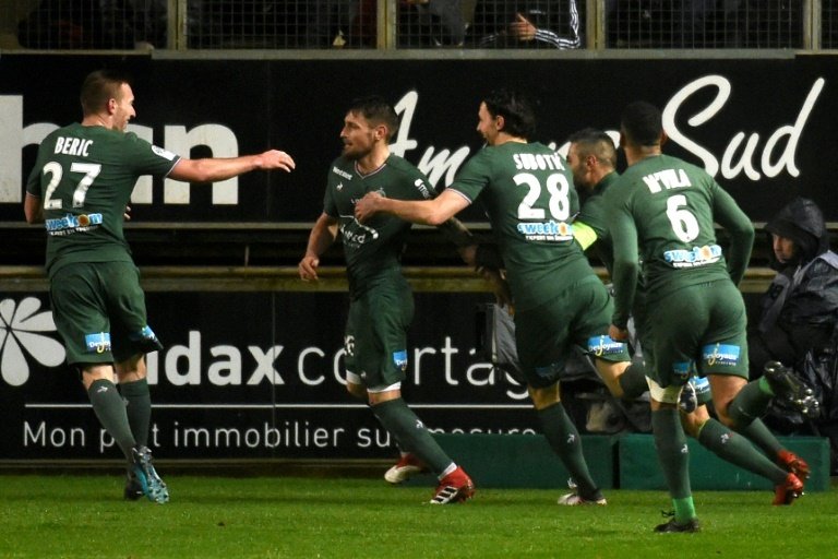 El Saint Étienne ganó al Amiens a domicilio. AFP