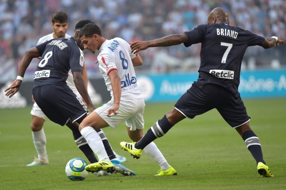 El Lyon no pudo pasar del empate. AFP