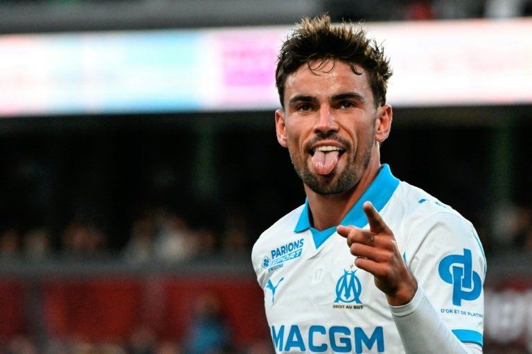 El Marsella cumple ante el colista y duerme líder