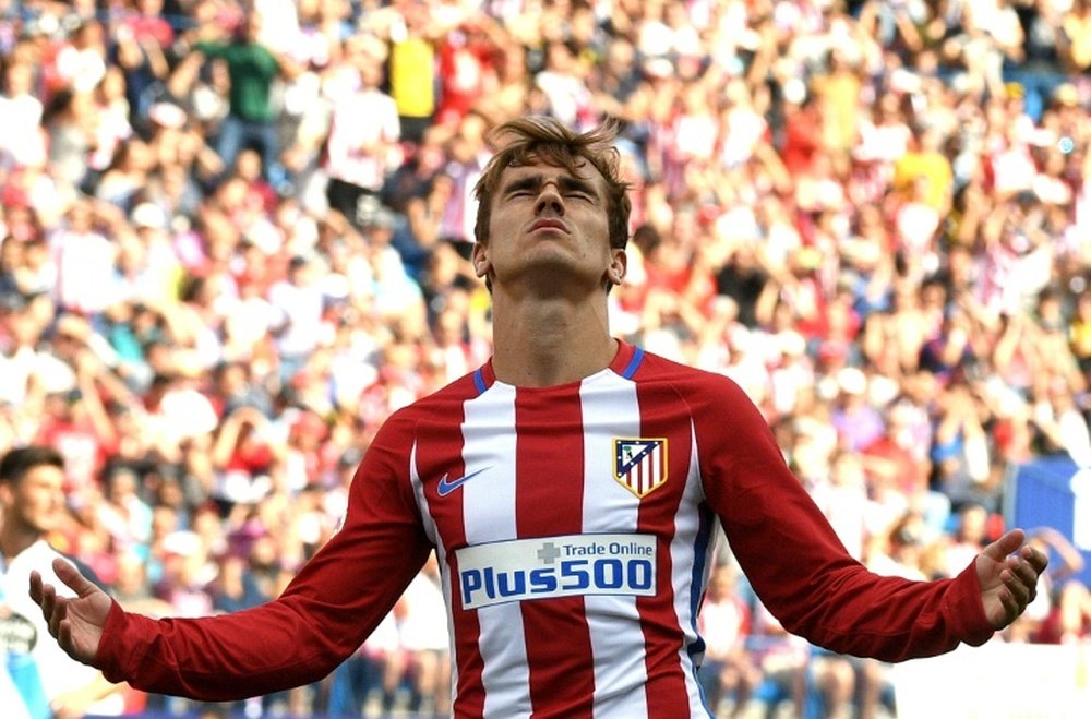 Griezmman renovó con el Atlético hasta 2021 y con una cláusula de 100 millones de euros. AFP
