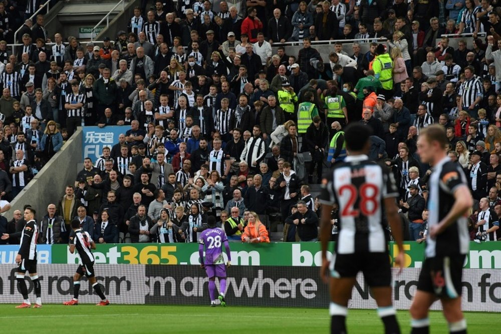 A nova era do Newcastle começa com um derrota para o Tottenham. AFP