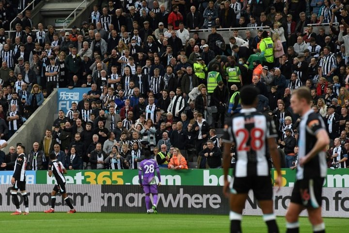 A nova era do Newcastle começa com uma derrota para o Tottenham