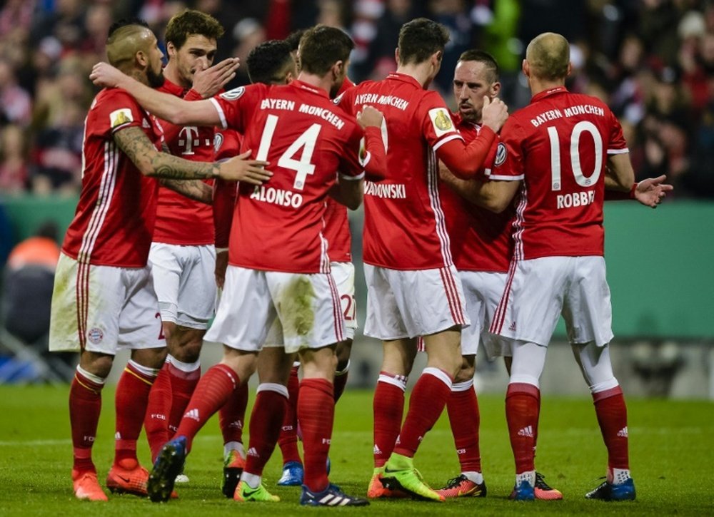 Le Bayern, porté par Robert Lewandowski, a dominé Schalke 04 en Coupe d'Allemagne. AFP