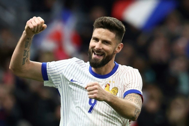 Adiós al máximo goleador 'bleu': Giroud se retira de Francia tras la Euro. AFP