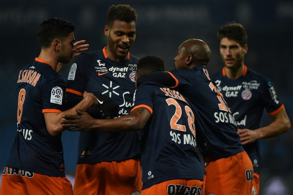 Les joueurs de Montpellier se congratulent après un but contre Bordeaux, le 17 décembre 2016. AFP