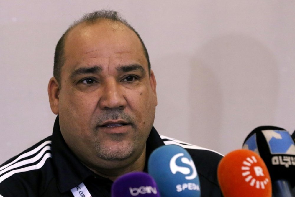 L'entraîneur irakien dAl-Zawraa, Essam Hamad, en conférence de presse. AFP