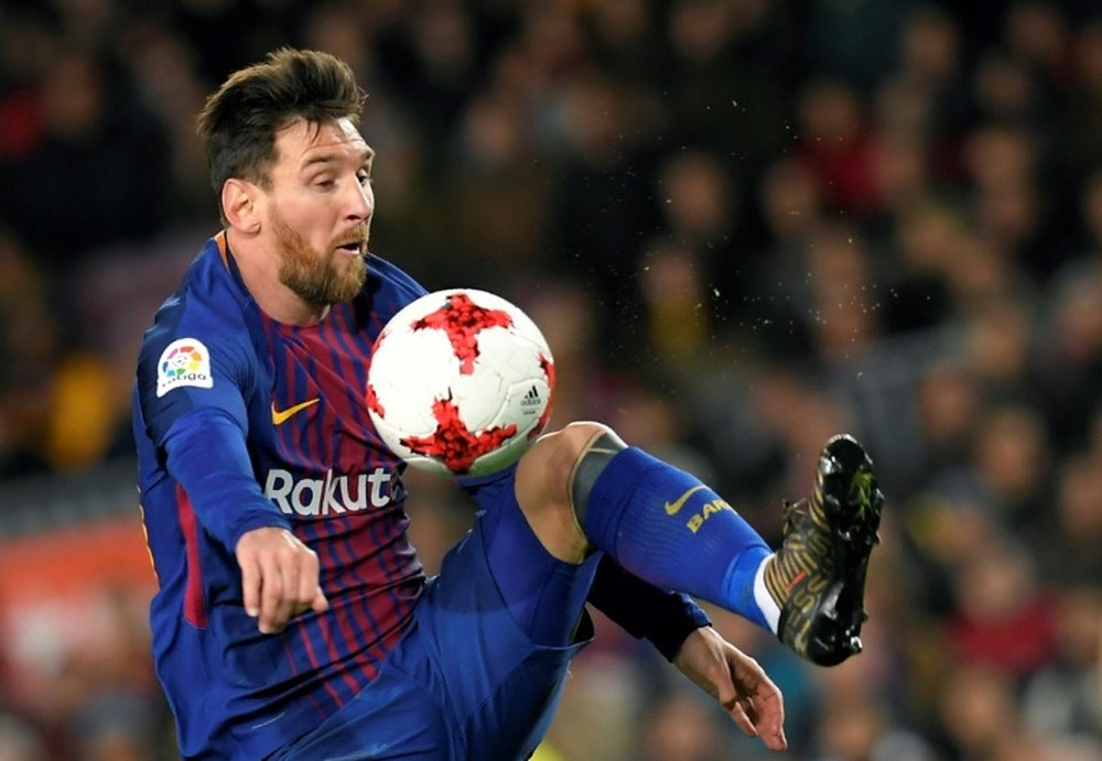 Messi foi substituído por Dembélé. AFP