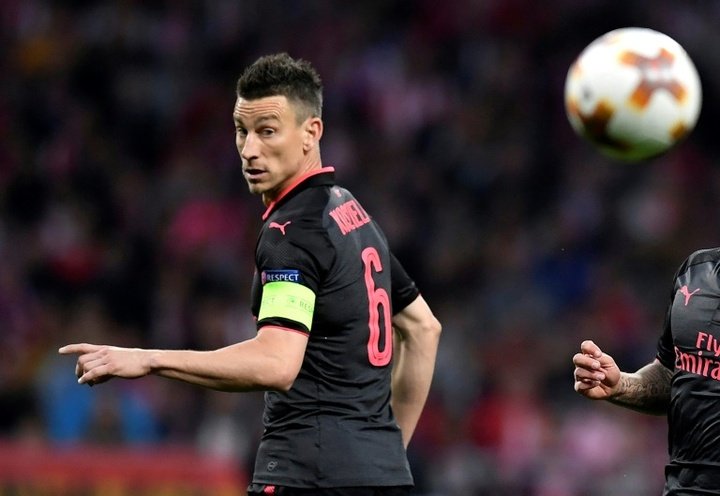 Koscielny appears to suffer fresh injury setback