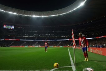 Atletico Madrid, according to 'EFE', will appeal against the sanction that will partially close one of the stands at the Metropolitano due to the racist insults made against Nico Williams last Saturday against Athletic. The club claim that they have collaborated as much as possible with the relevant authorities to prevent these acts.