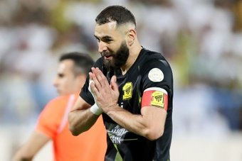 El Al Ittihad de Karim Benzema y N'Golo Kanté se impuso por 3-0 al Auckland City en el primer partido del Mundial de Clubes. El francés, primer jugador en marcar en 4 ediciones del torneo, hizo el 3º de su equipo, para el que también marcaron Kanté y Romarinho.