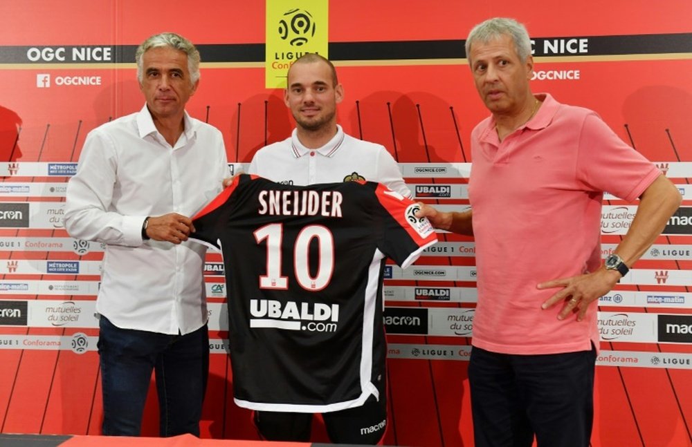 Wesley Sneijder ya tiene nuevo equipo, el Al Gharafa de Catar. AFP/Archivo