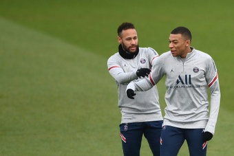 OFFICIAL: Neymar lower back for Madrid conflict; Ramos ruled out