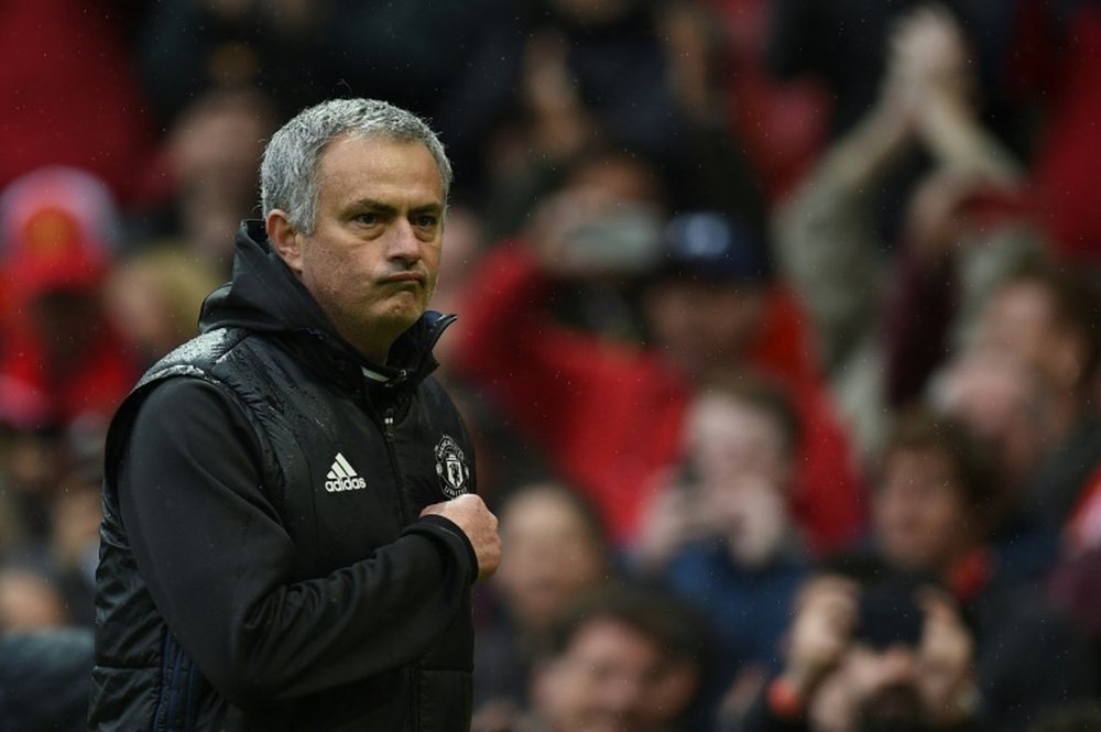 Mourinho está inmerso en su segunda campaña con los 'red devils'. AFP