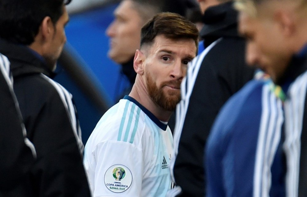 Lionel Messi suspendu trois mois après ses critiques à la Copa America. AFP