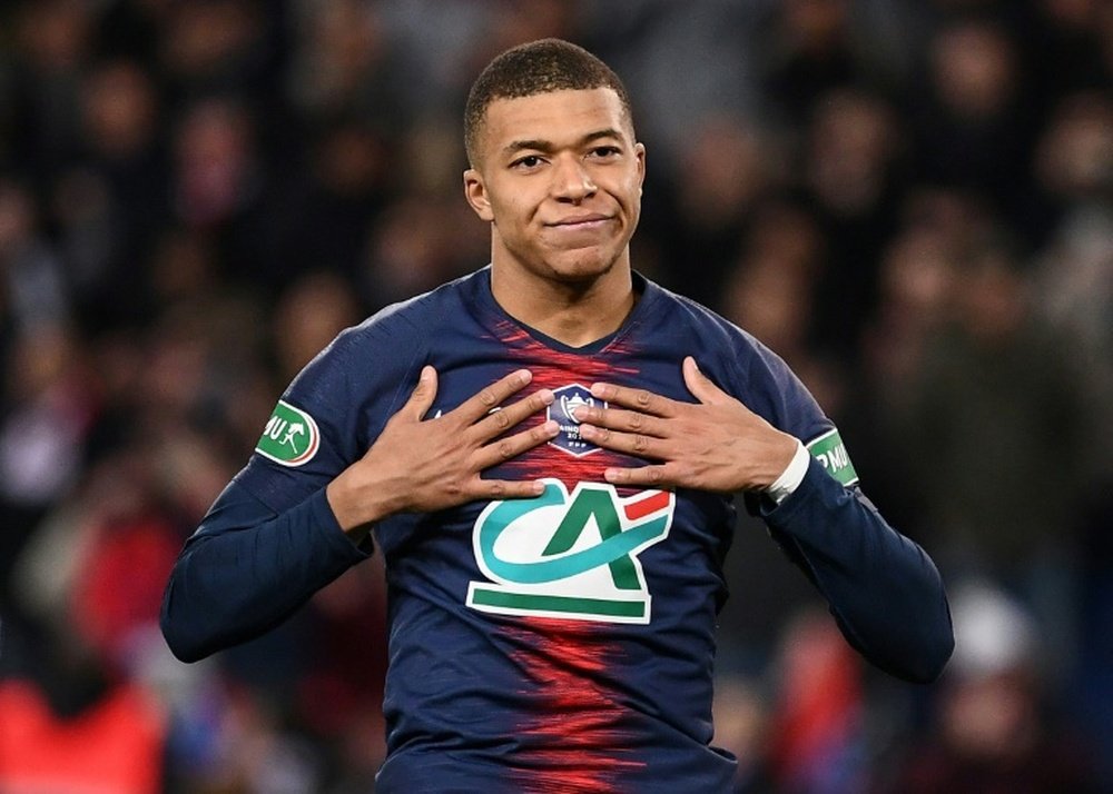 Mbappé supera notablemente a Messi y CR7 a su edad. AFP