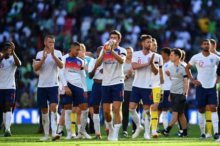 Inglaterra 2- 1 Nigéria: ingleses vencem em teste antes da Copa