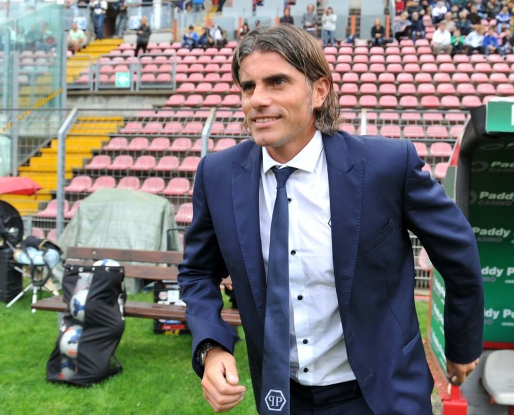 Diego Lopez, alors entraîneur de Cagliari, lors d'un match contre l'Inter. AFP