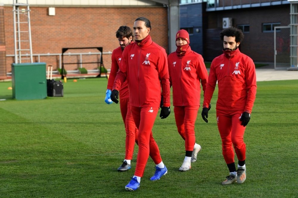 El Liverpool tiene clara que la prioridad es renovar a Van Dijk; Salah puede esperar. AFP