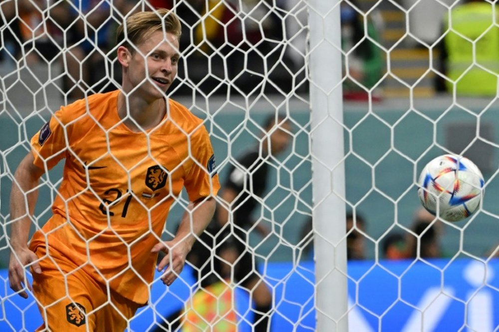 De Jong suffered the injury in Barcelona's 3-2 defeat by Madrid. AFP