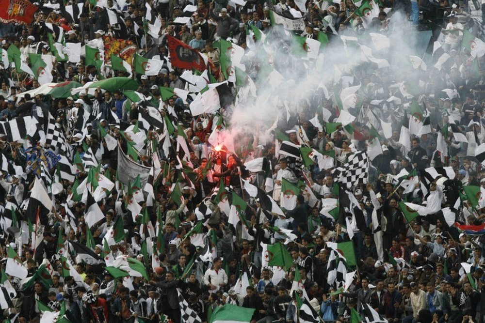 Enquête sur la sécurité du football en Algérie. AFP