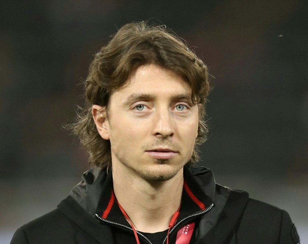 Le milieu de terrain de lAC Milan Riccardo Montolivo, blessé, avant la Supercoupe dItalie contre la Juventus, le 23 décembre 2016 à Doha