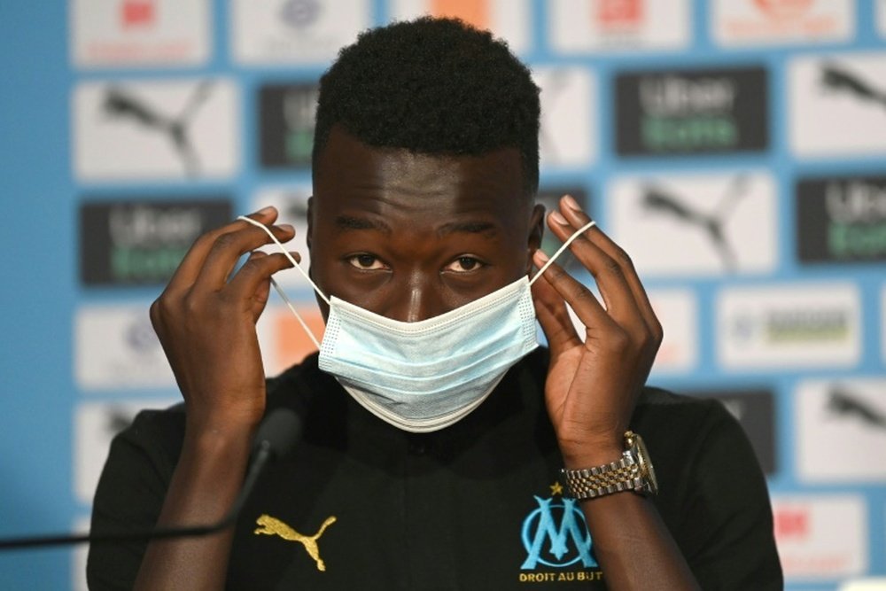 La FIFA interdit l’OM de recrutement dans le litige Gueye. AFP