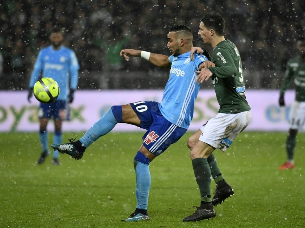 Marseille lose two points and 'keeper in Saint Etienne blizzard. AFP