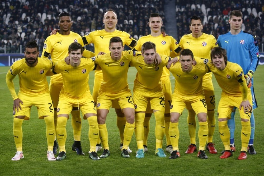 L'équipe du Dinamo Zagreb alignée contre la Juventus en Ligue des champions à Turin. AFP