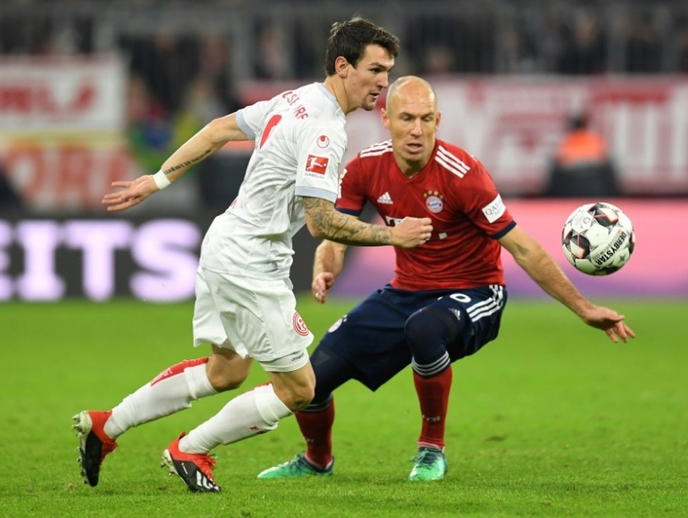El Bayern ya está a nueve puntos del Borussia, líder. AFP