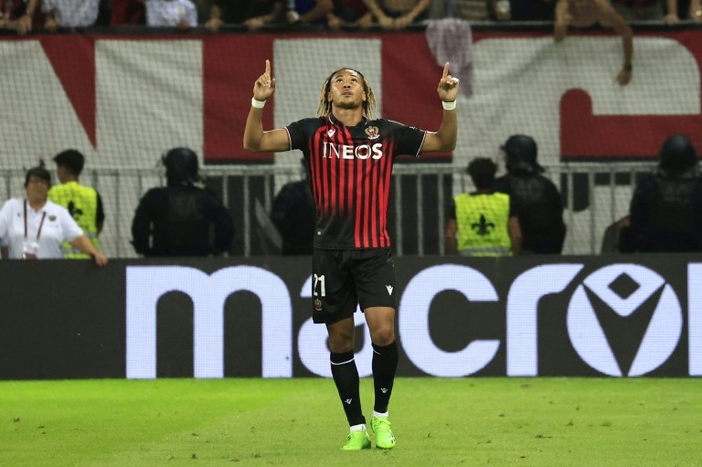 Un joueur de l’OGC Nice menace de se suicider ! afp
