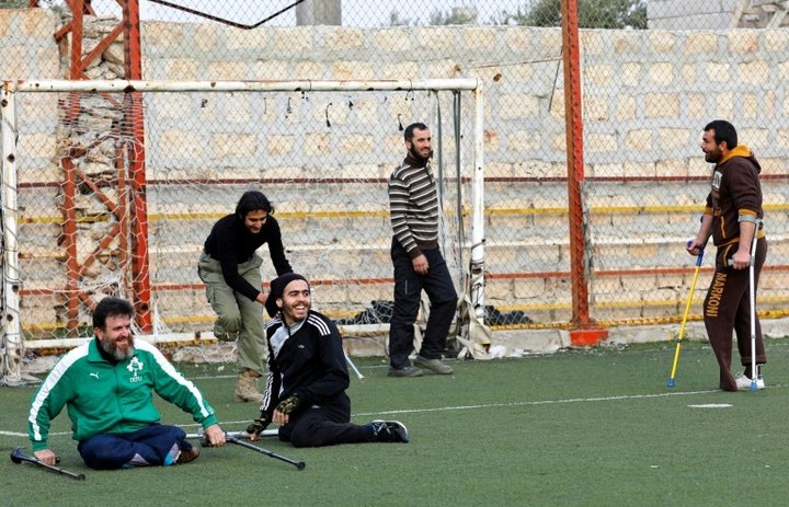 En Syrie, le football redonne goût à la vie à des amputés de guerre