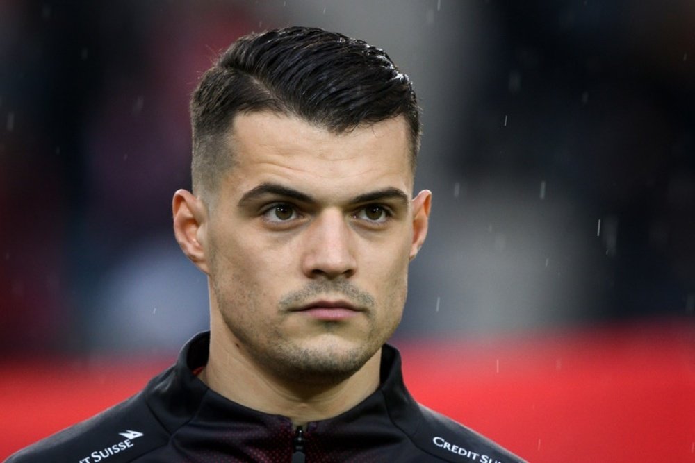 Granit Xhaka revealed the threats he received after the incident with fans. AFP/Archivo