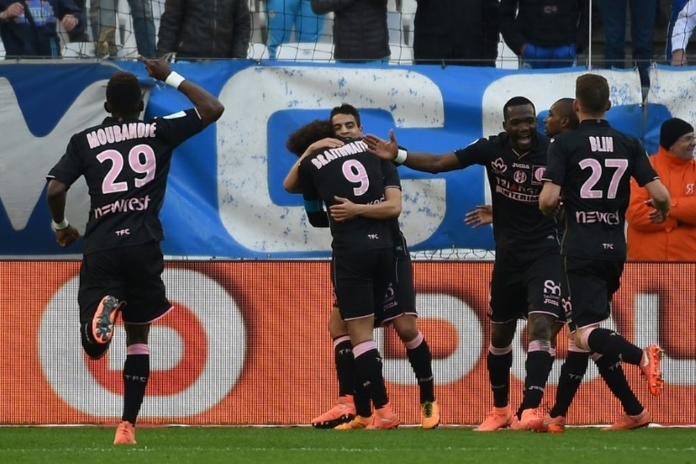La joie des joueurs de Toulouse après le but de Wissam Ben Yedder face à lOM, le 6 mars 2016 à Marseille