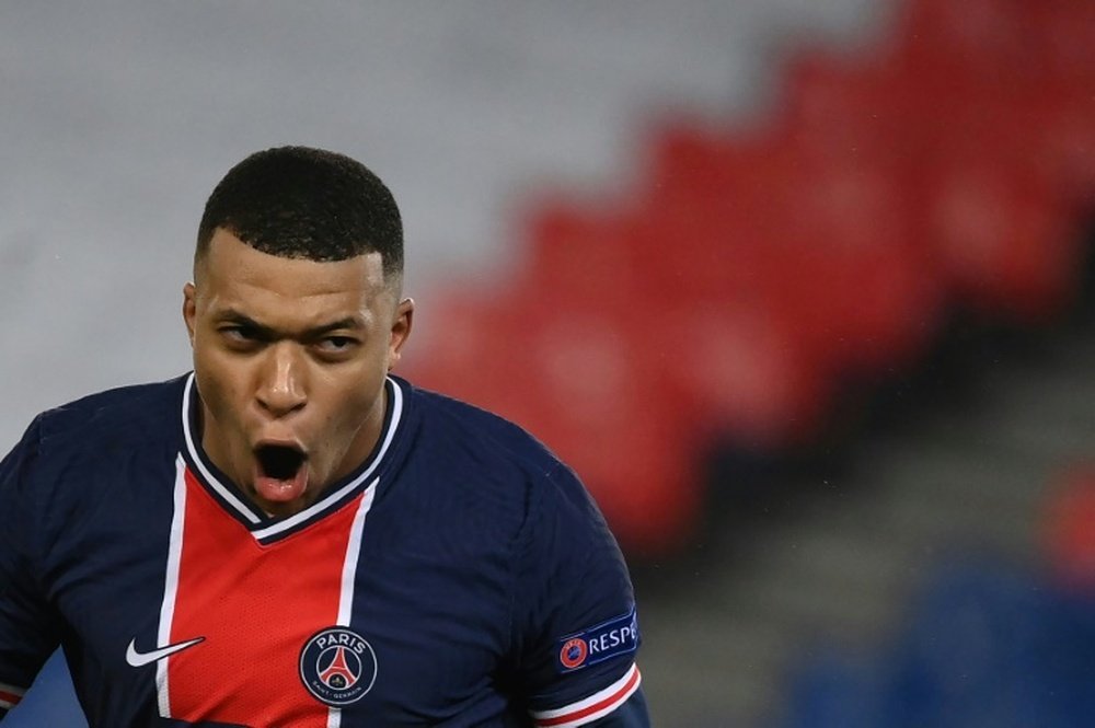 Mbappé lució el dorsal 17 en el duelo de Copa frente al Lille. AFP