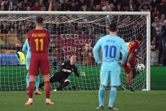 El Roma-Barça de 2018 le da esperanzas a De Rossi para Leverkusen. AFP