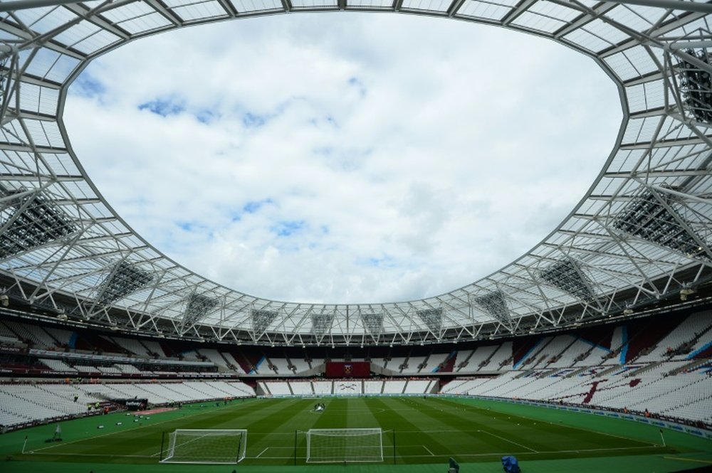 El Estadio Olímpico de Londres carece de separación entre ambas aficiones. AFP