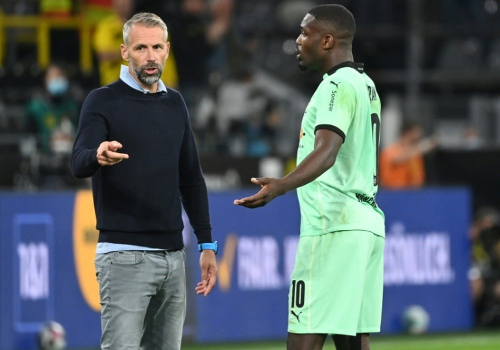 Thuram se tuvo que identificar en el estadio ¡buscándose en Google! AFP