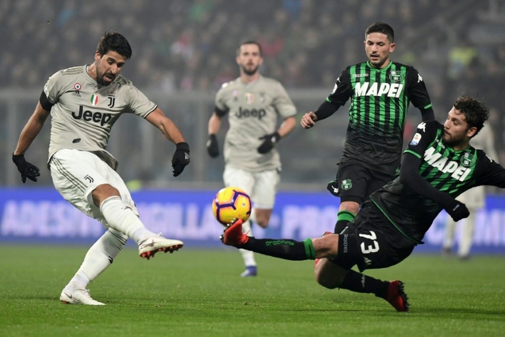 Sami Khedira tiene el futuro incierto en la Juventus. AFP